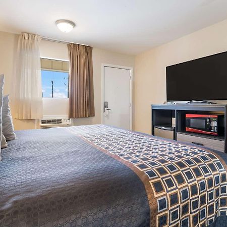 Americas Best Value Inn Refugio Экстерьер фото