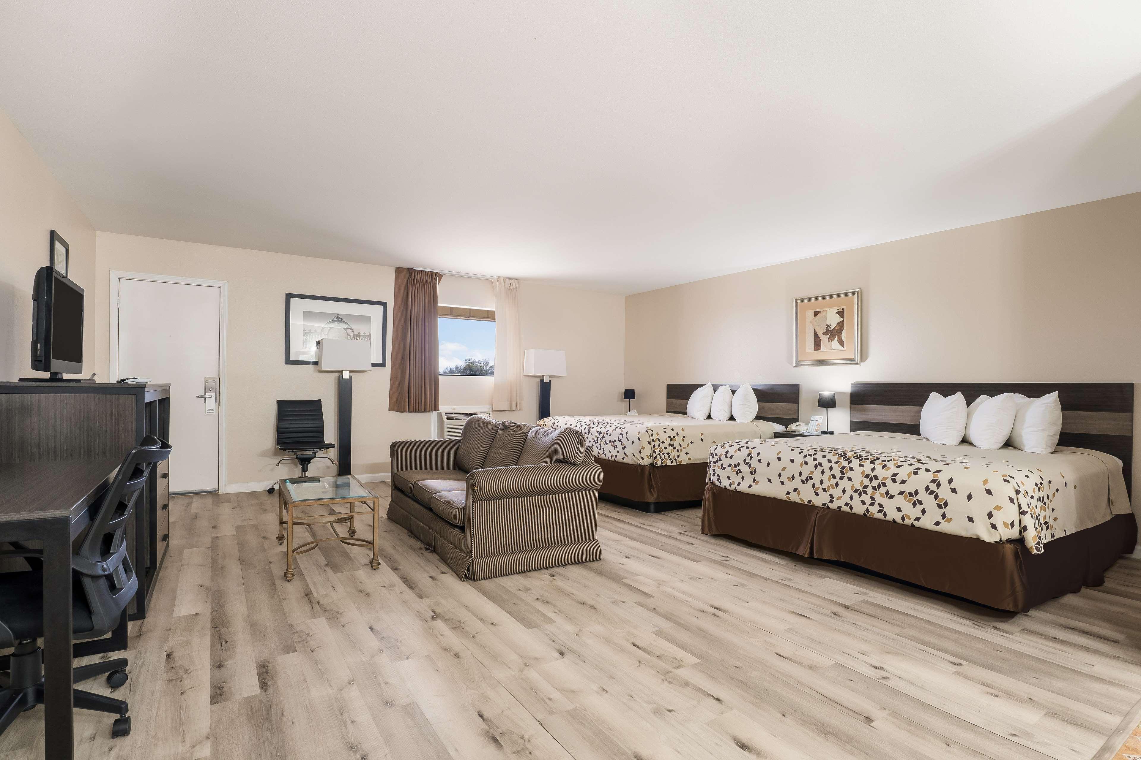 Americas Best Value Inn Refugio Экстерьер фото