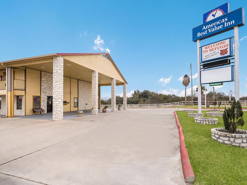 Americas Best Value Inn Refugio Экстерьер фото